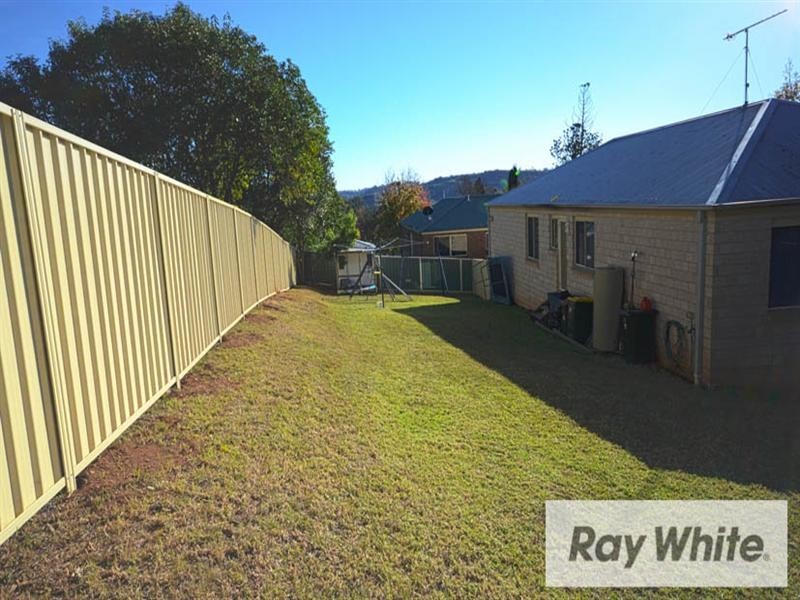 5 Whitfield Place, Picton NSW 2571