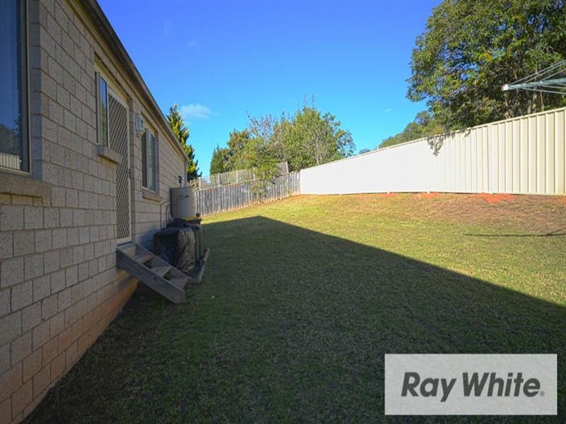 5 Whitfield Place, Picton NSW 2571