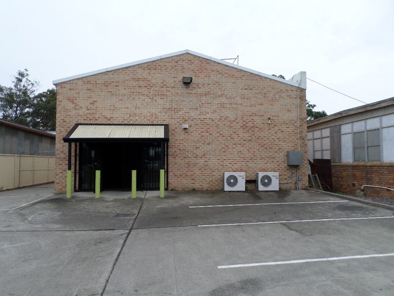 43 Oaks Street, Thirlmere NSW 2572