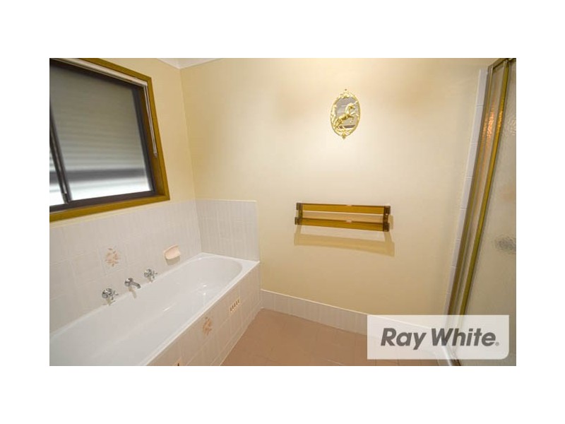 4 Grandview Parade, Hill Top NSW 2575