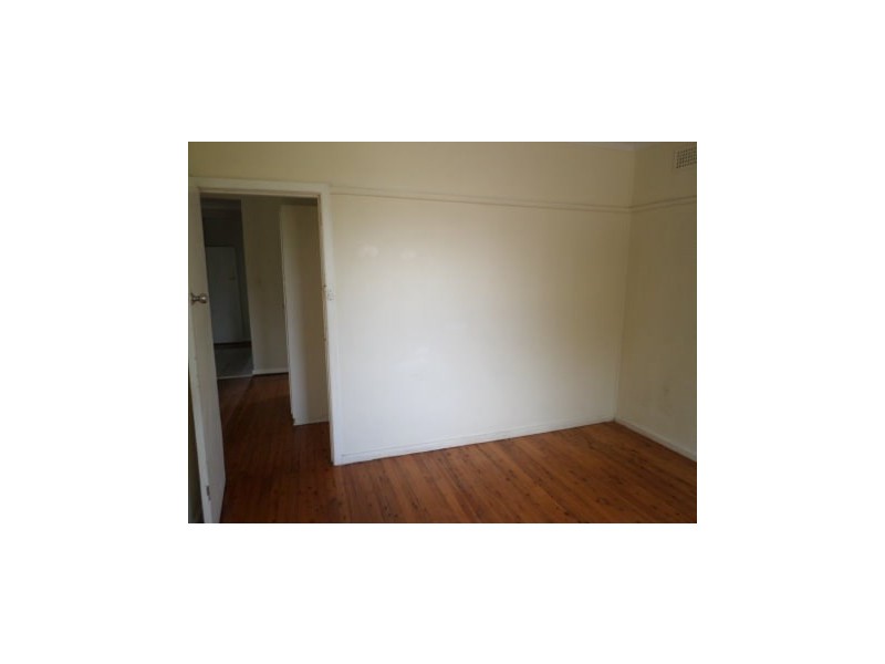 40 Oaks Road, Thirlmere NSW 2572