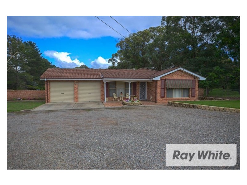 28 Lloyds Way, Bargo NSW 2574