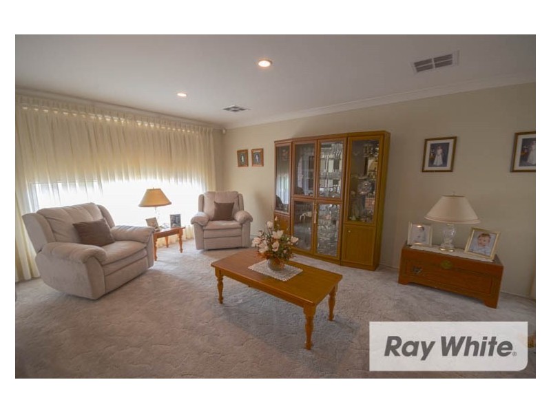 28 Lloyds Way, Bargo NSW 2574