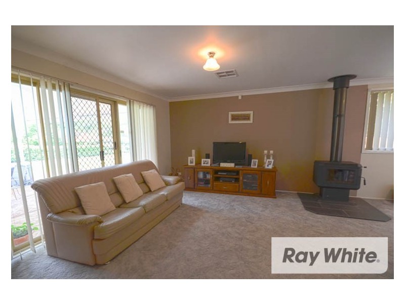 28 Lloyds Way, Bargo NSW 2574