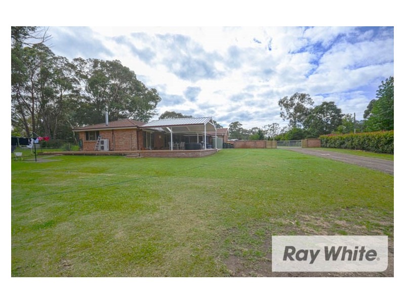 28 Lloyds Way, Bargo NSW 2574