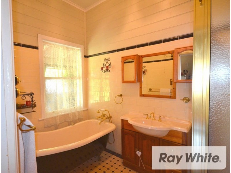 222 Menangle Street, Picton NSW 2571