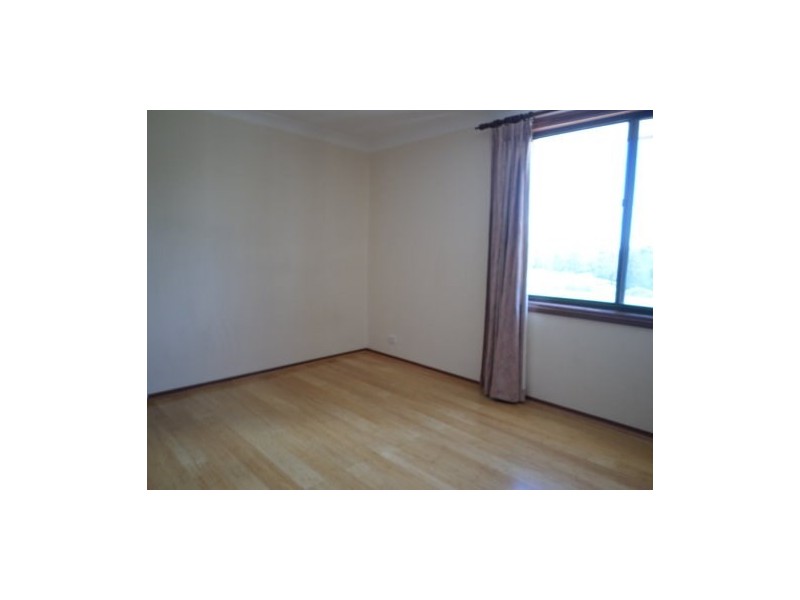 386 Oaks Road, Thirlmere NSW 2572