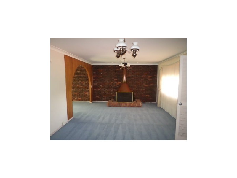 7 Elizabeth Street, Picton NSW 2571