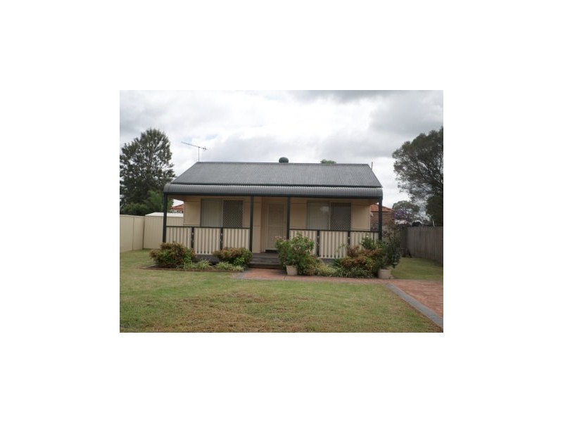 7 Chapman Street, Tahmoor NSW 2573