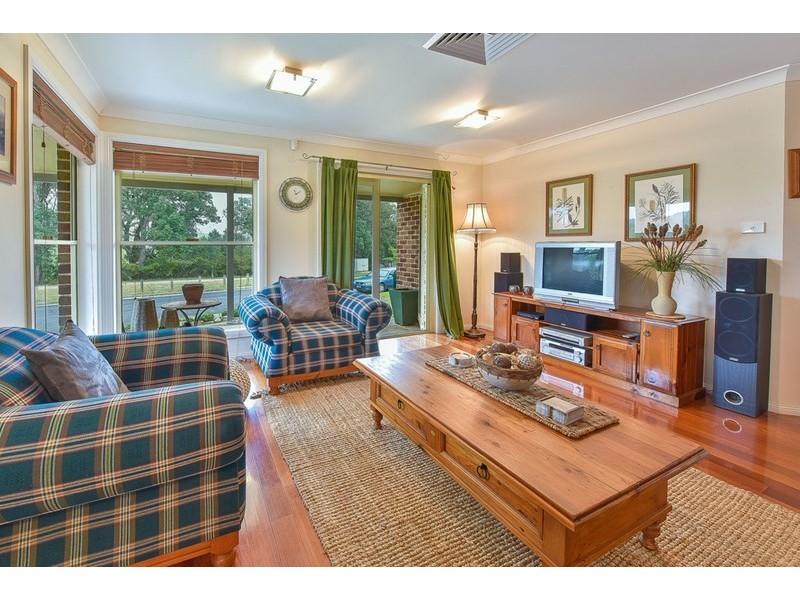 28 Hereford Way, Picton NSW 2571