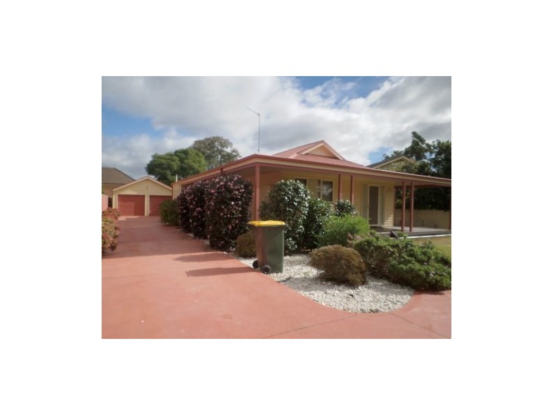 25A Westbourne Avenue, Thirlmere NSW 2572