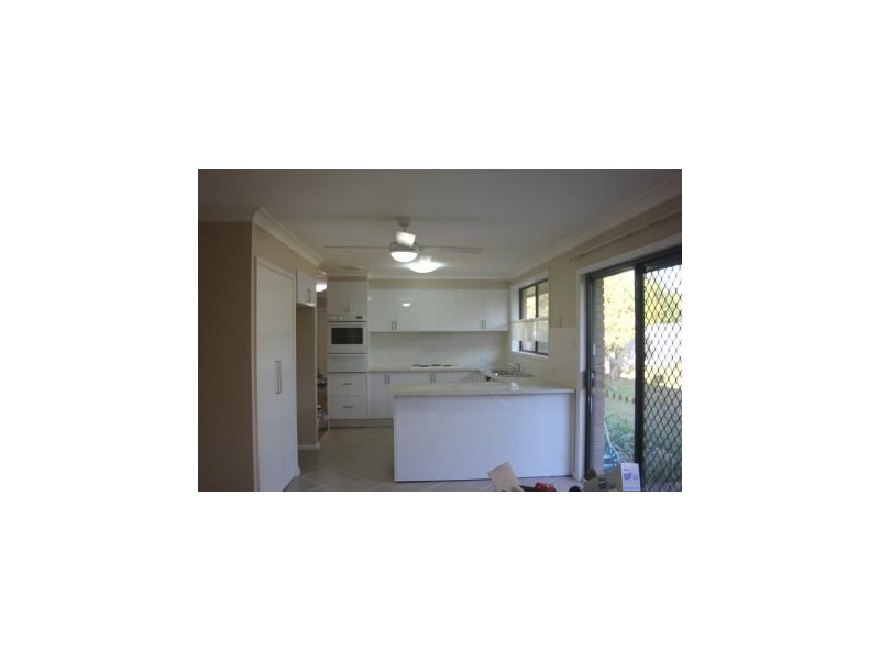 74 Thirlmere Way, Tahmoor NSW 2573