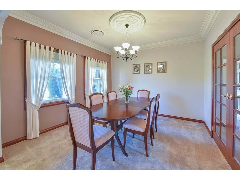 5 Davies Place, Picton NSW 2571