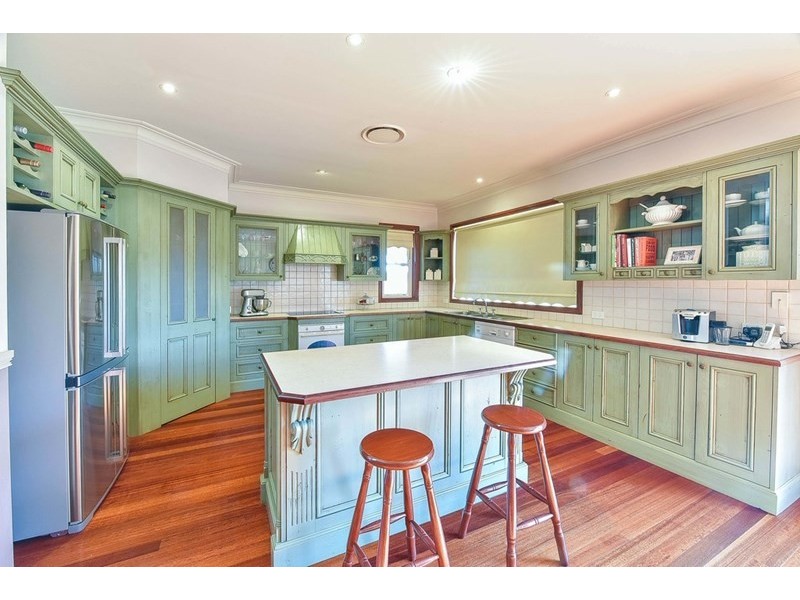 5 Davies Place, Picton NSW 2571