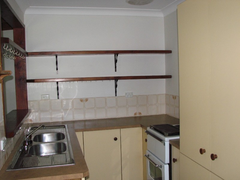 22 Campbell Street, Picton NSW 2571