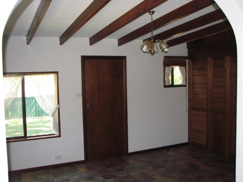 22 Campbell Street, Picton NSW 2571