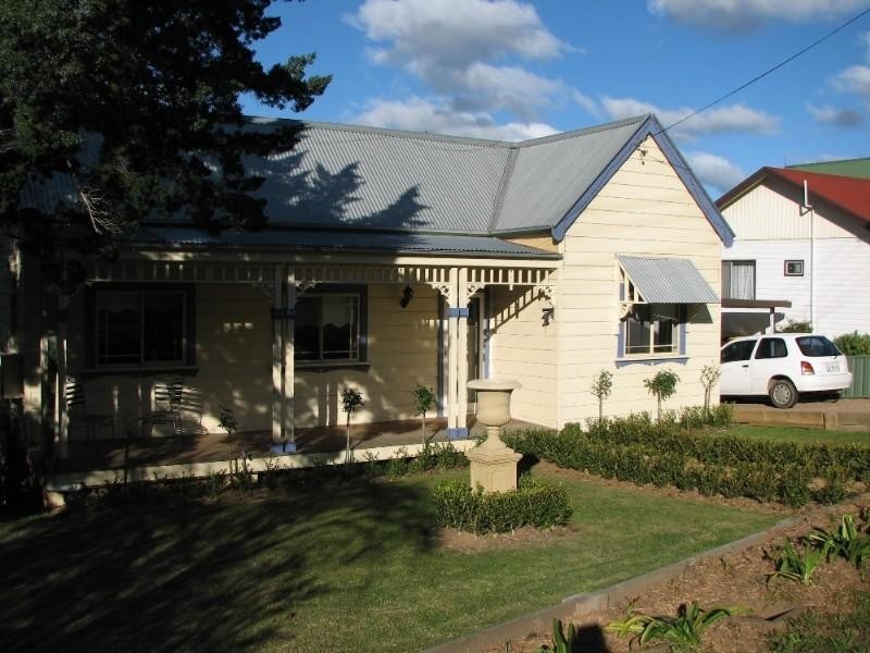 294 Argyle Street, Picton NSW 2571