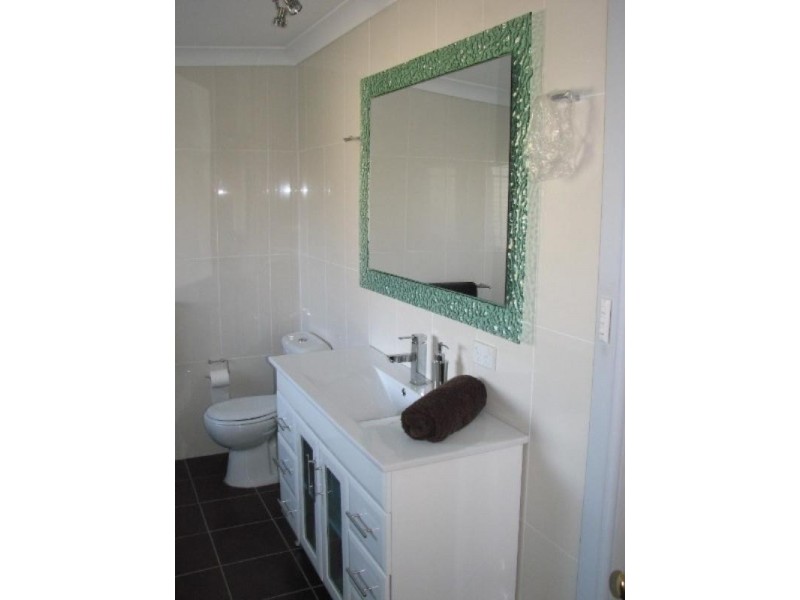 294 Argyle Street, Picton NSW 2571