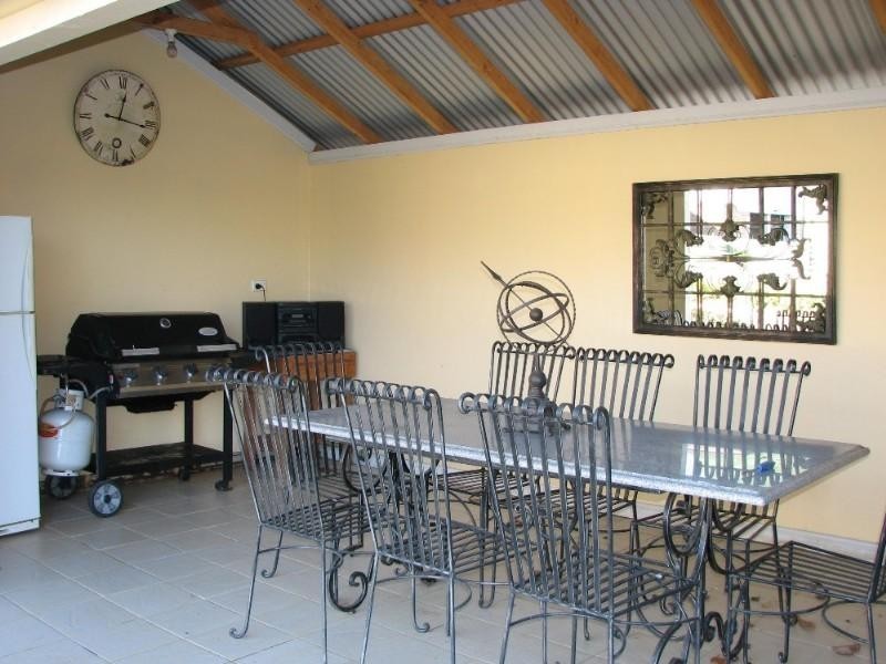 294 Argyle Street, Picton NSW 2571