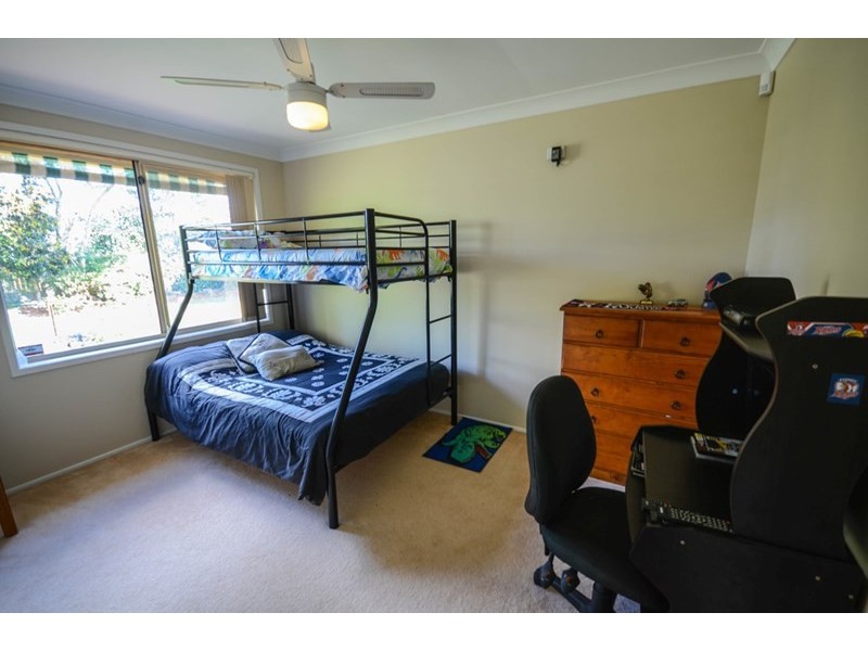 7 Baroo Street, Thirlmere NSW 2572