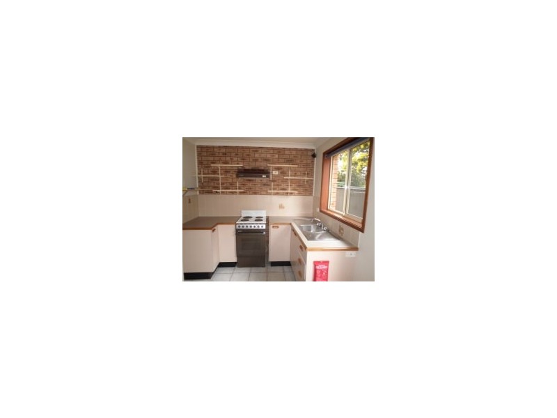7/10 Windeyer Street, Thirlmere NSW 2572