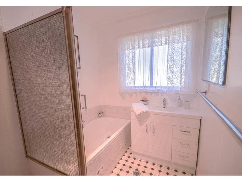 1 Government Road, Yerrinbool NSW 2575