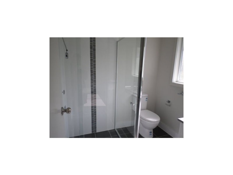 9 River Road, Tahmoor NSW 2573