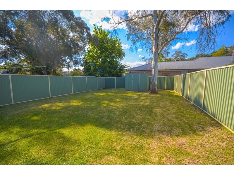 69b Thirlmere Way, Tahmoor NSW 2573