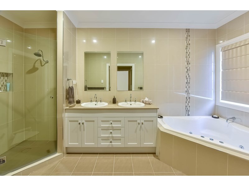 12 Friesian Way, Picton NSW 2571