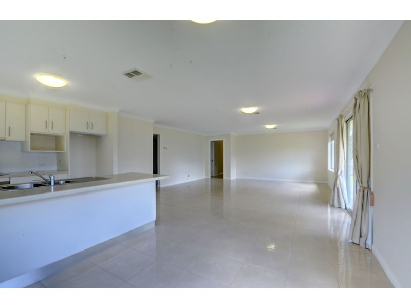 28 Bell Street, Thirlmere NSW 2572