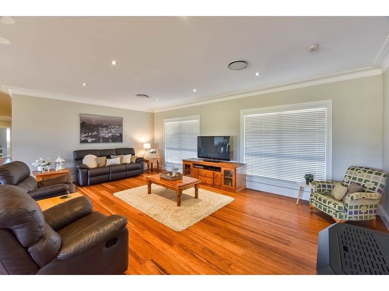 55 Stratford Road, Tahmoor NSW 2573