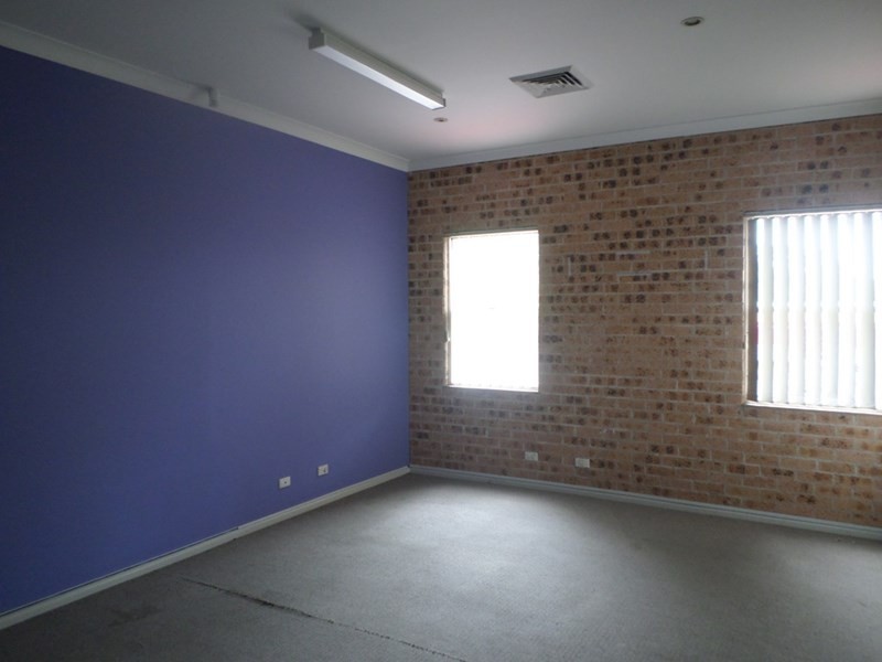 1/100 Argyle Street, Picton NSW 2571