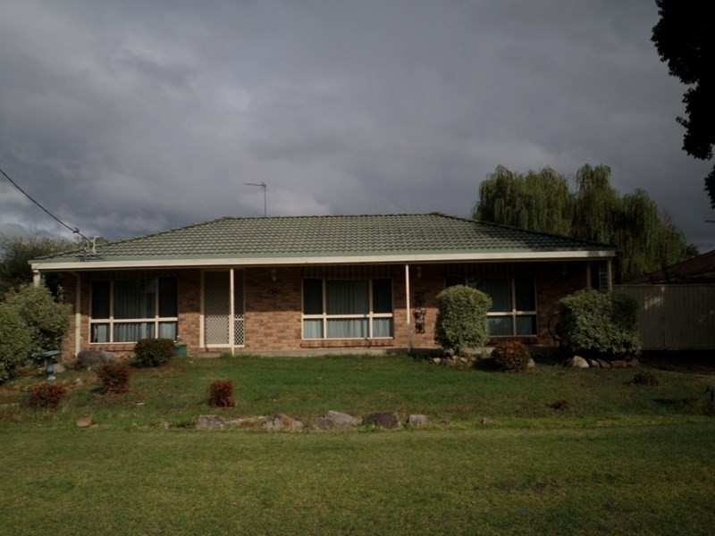 19 Mahonga Street, Tahmoor NSW 2573