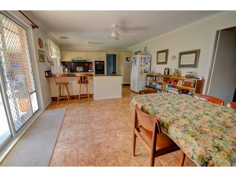 8 Swaine Drive, Wilton NSW 2571