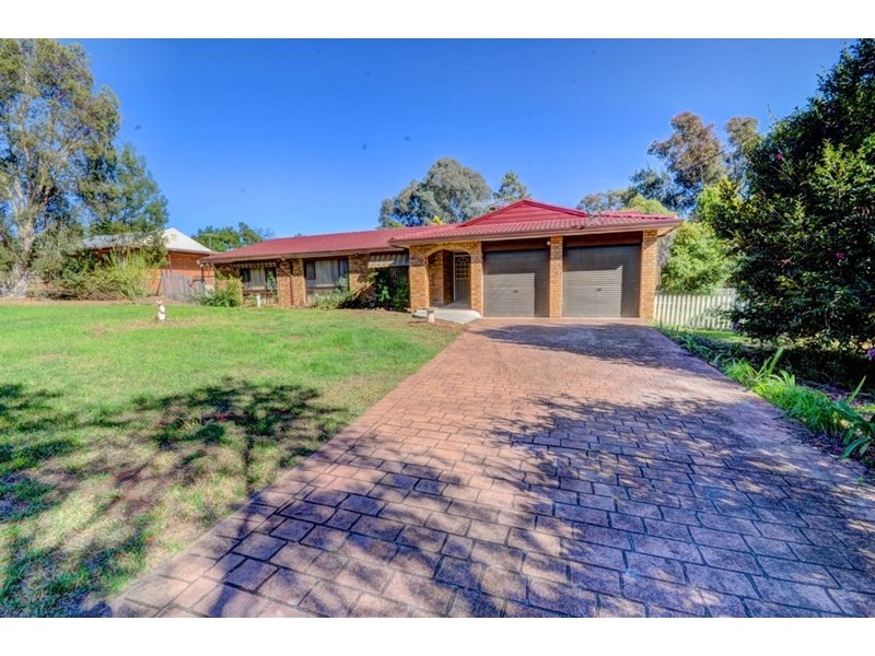 57 Darley Street, Thirlmere NSW 2572
