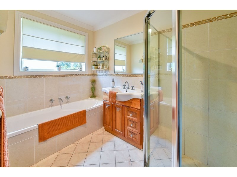 28 Hereford Way, Picton NSW 2571