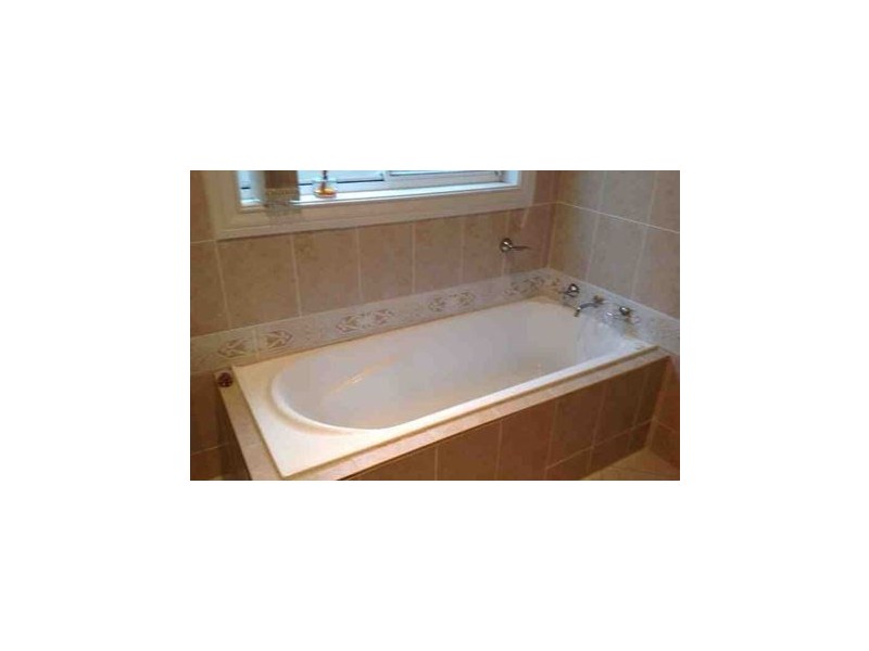 2/104 Menangle Street, Picton NSW 2571