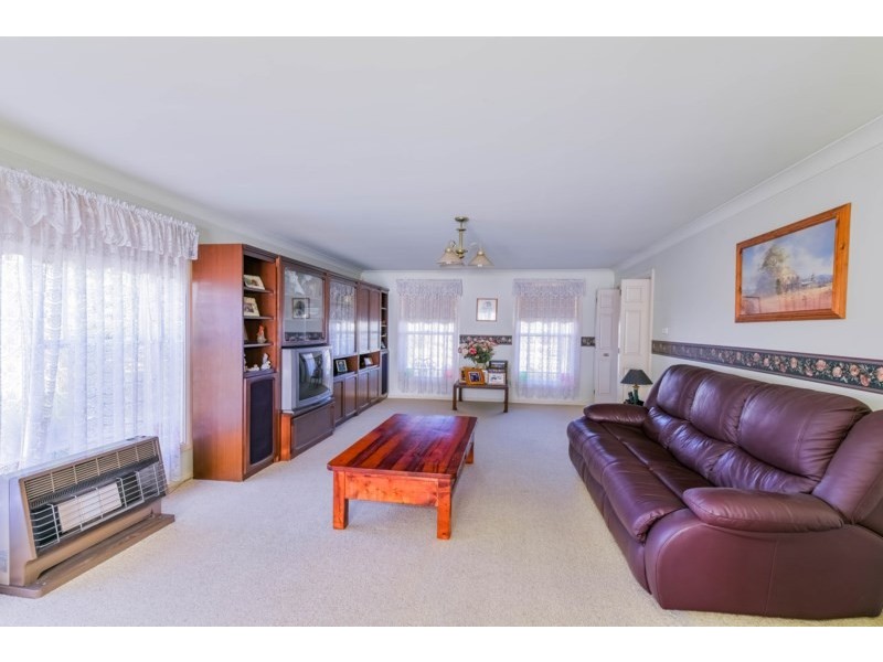 9 Hill Street, Picton NSW 2571