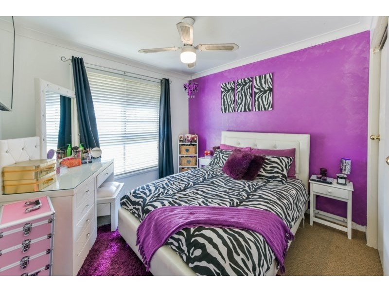 74 Westbourne Avenue, Thirlmere NSW 2572