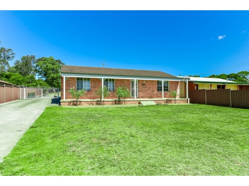 22 Richardson Street, Thirlmere NSW 2572