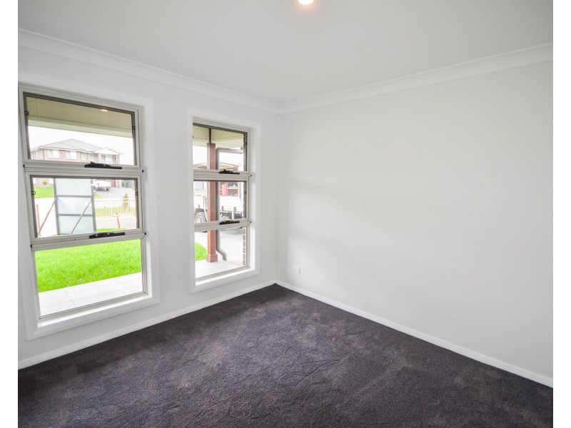 62 Yallambi Street, Picton NSW 2571