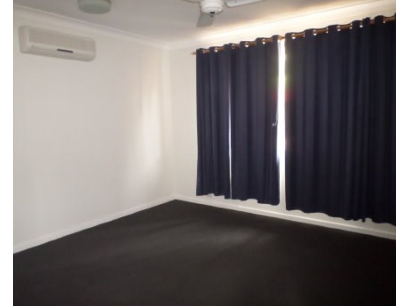 381 Thirlmere Way, Thirlmere NSW 2572