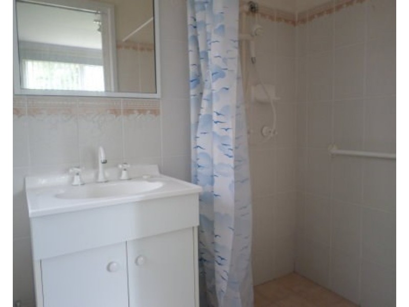 381 Thirlmere Way, Thirlmere NSW 2572