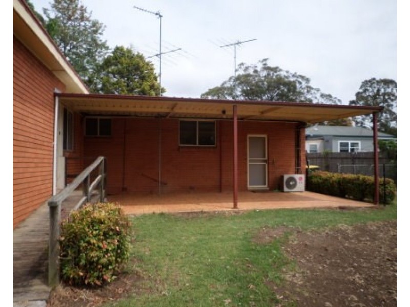 381 Thirlmere Way, Thirlmere NSW 2572