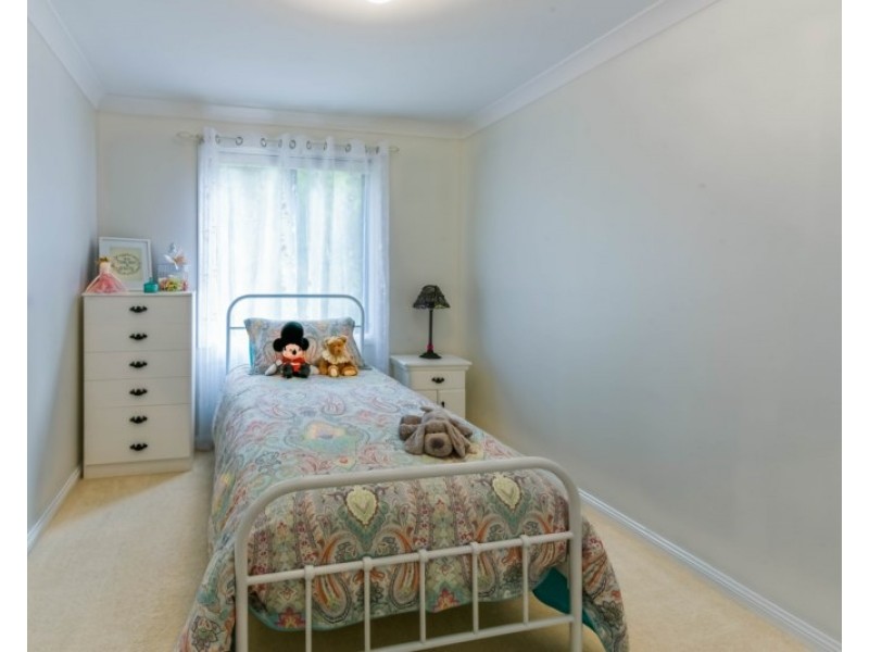 37 Telopea Road, Hill Top NSW 2575