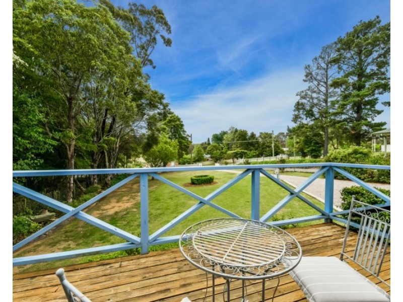 37 Telopea Road, Hill Top NSW 2575