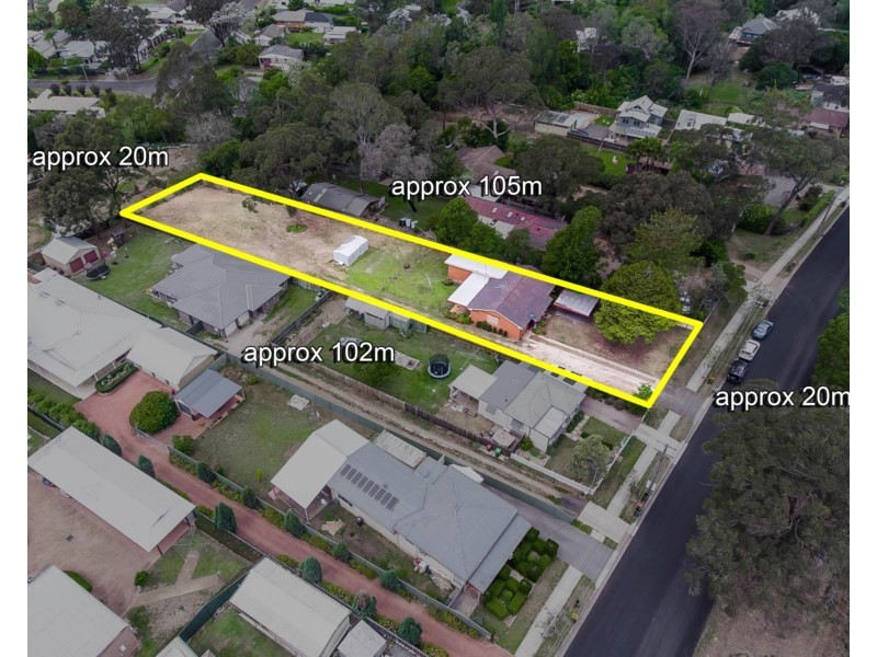 381 Thirlmere Way, Thirlmere NSW 2572
