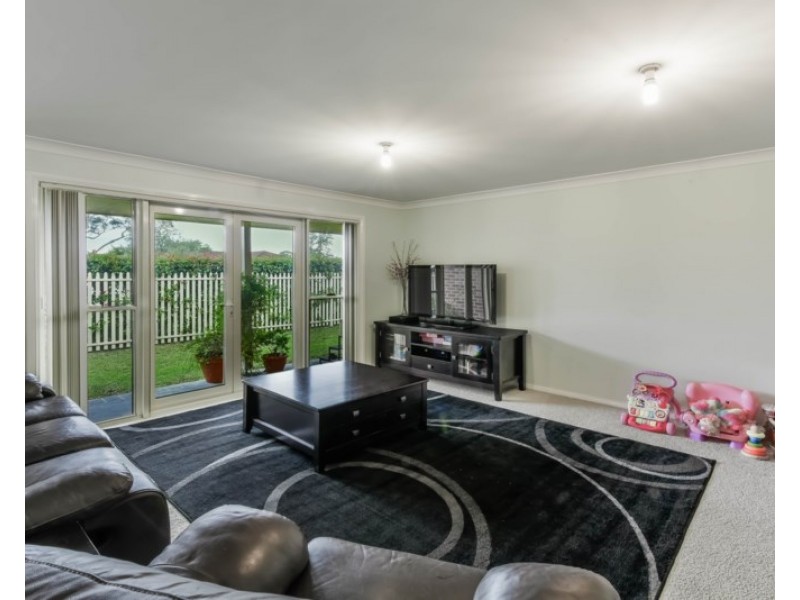 2/18-20 Patterson Street, Tahmoor NSW 2573