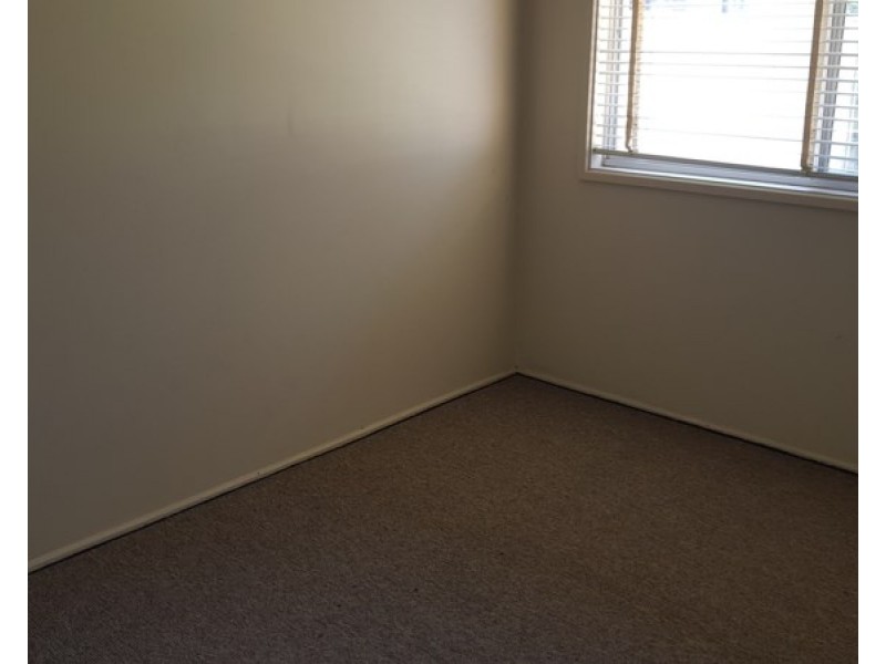 6 Lintina Street, Tahmoor NSW 2573