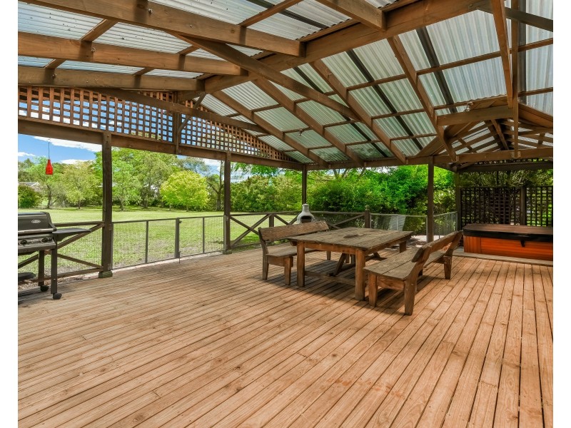 25 Coldenham Road, Picton NSW 2571